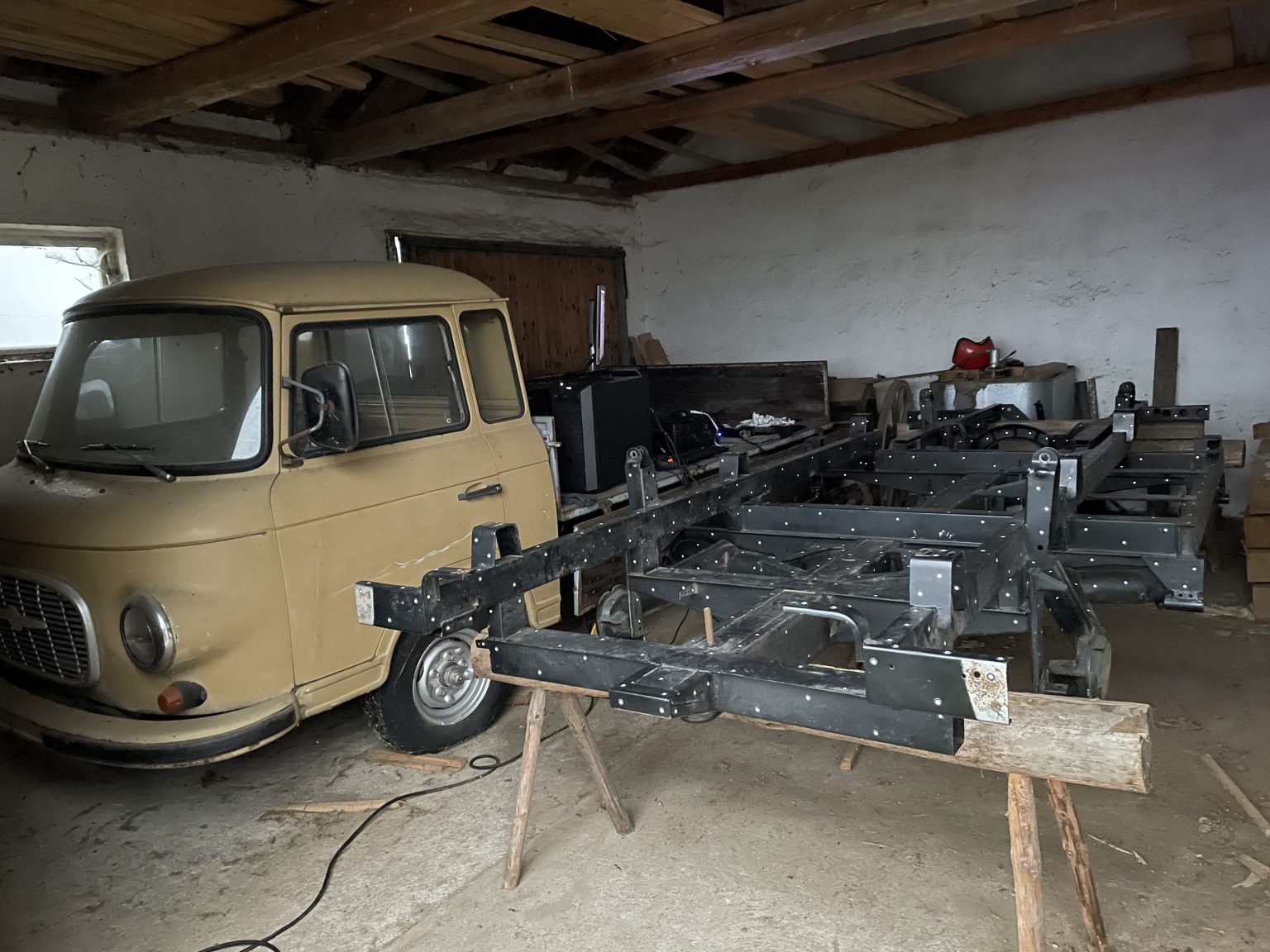 Vintage Car Restoration: Data acquisition for the creation of replicas